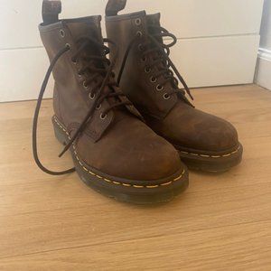 1460 Dr. Martens lace up boots